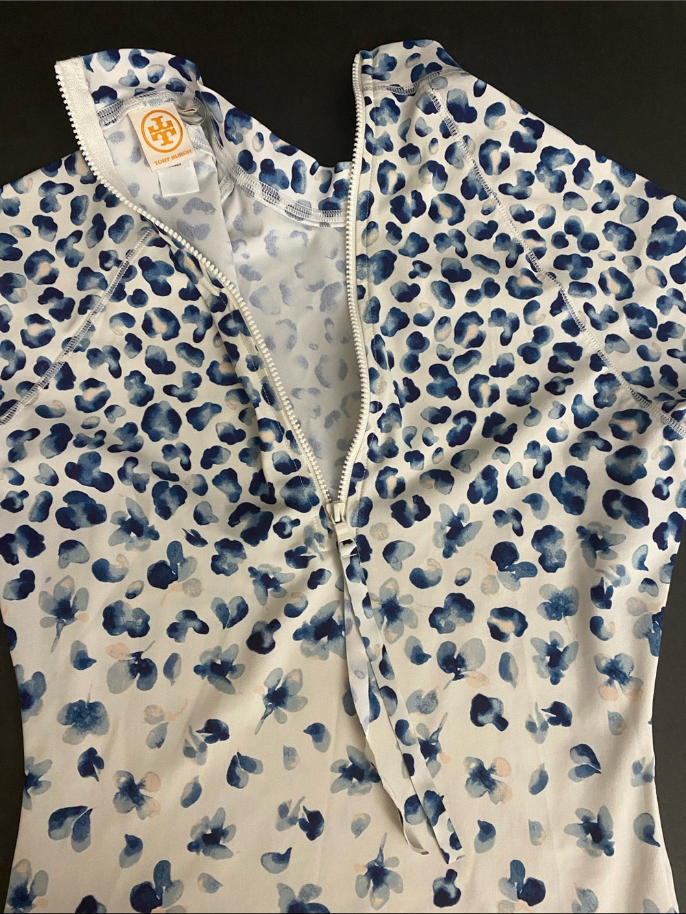 Tory Burch Sierra Rash guard Surf Top Shirt Sz XS - Picture 9 of 13